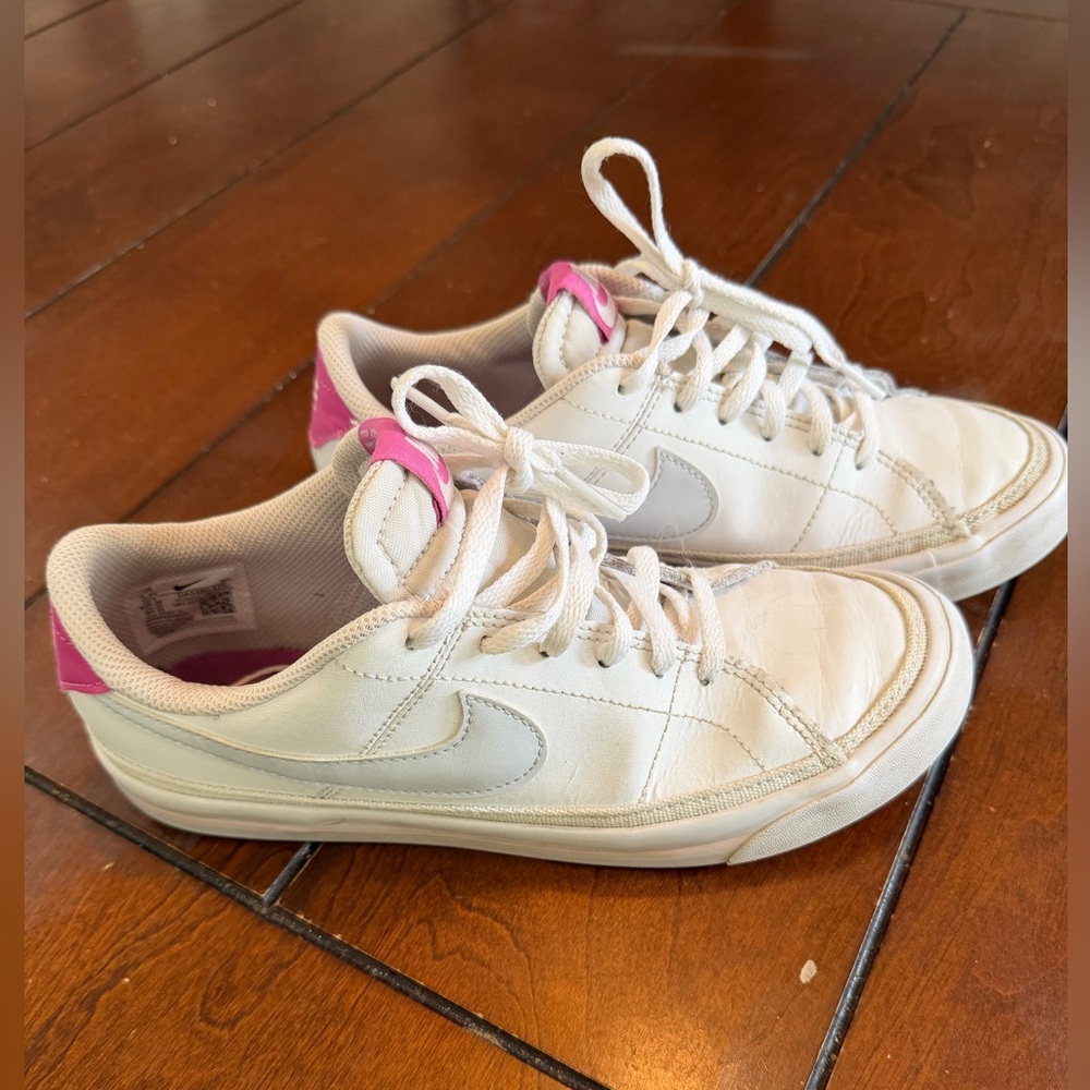 Nike White and Pink Low-Top Leather Sneakers